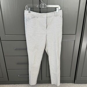 White House Black Market White and Black Cropped Pants